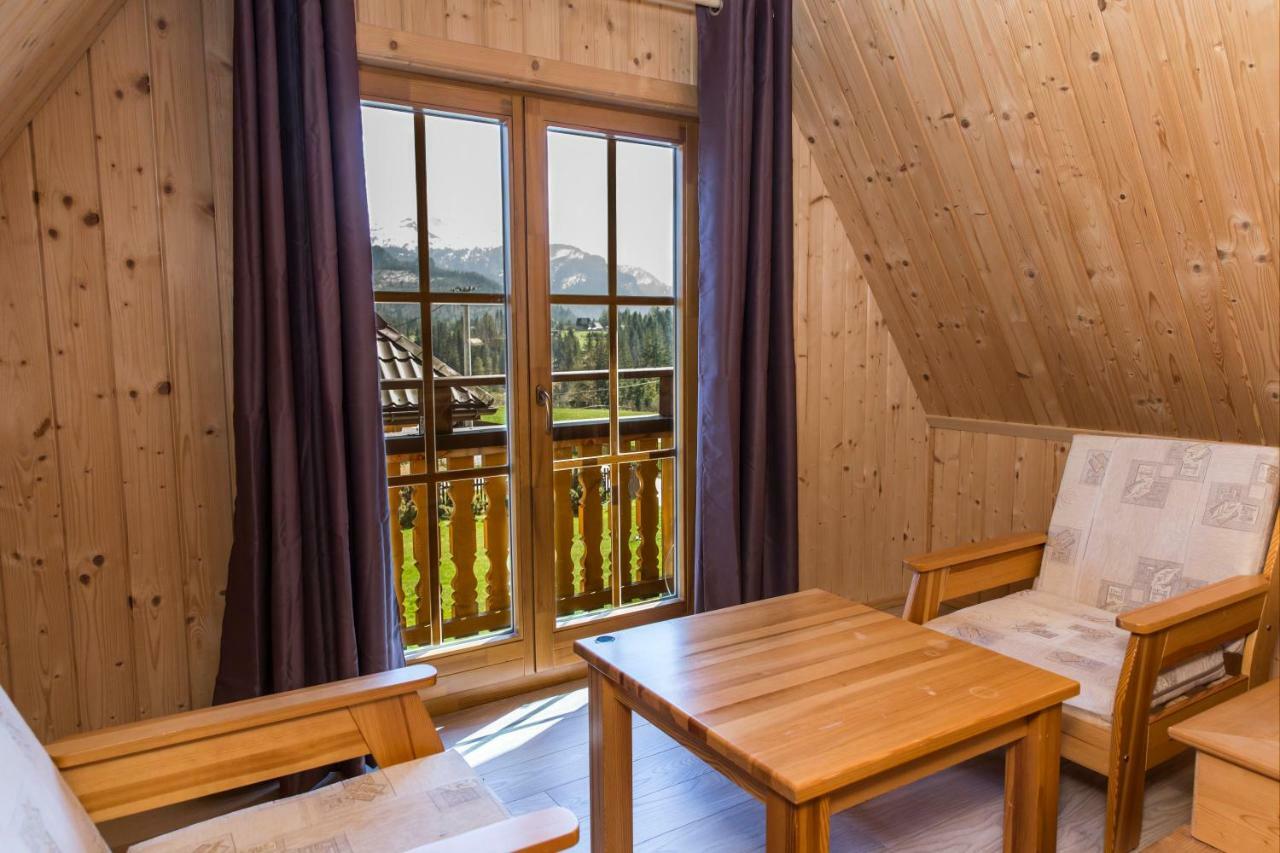 Udanypobyt Apartament Przy Lesie 코스실리스코 외부 사진